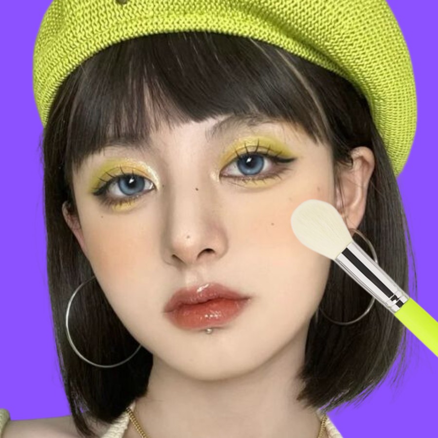 Cọ Má Hồng Bh Cosmetics Color Festival 02