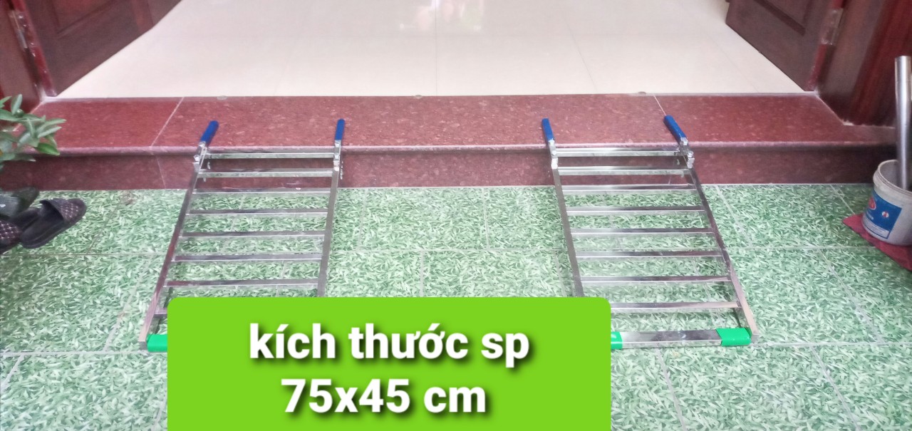 Cầu lên ô tô inox kt 75x45 giá là 2sp