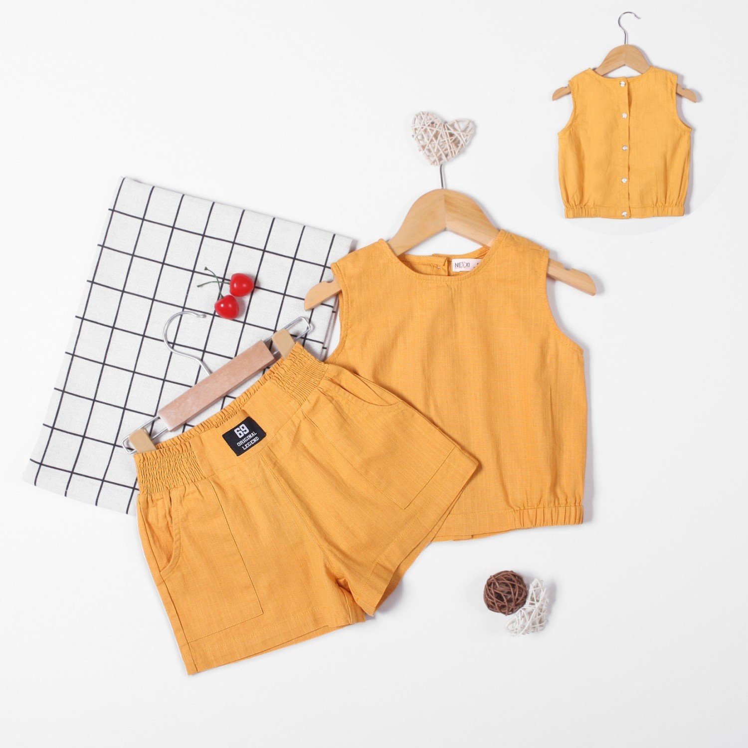 G00000214 Bộ áo sát cánh quần ngắn bé gái, chất vải linen vàng mềm mịn thoáng mát