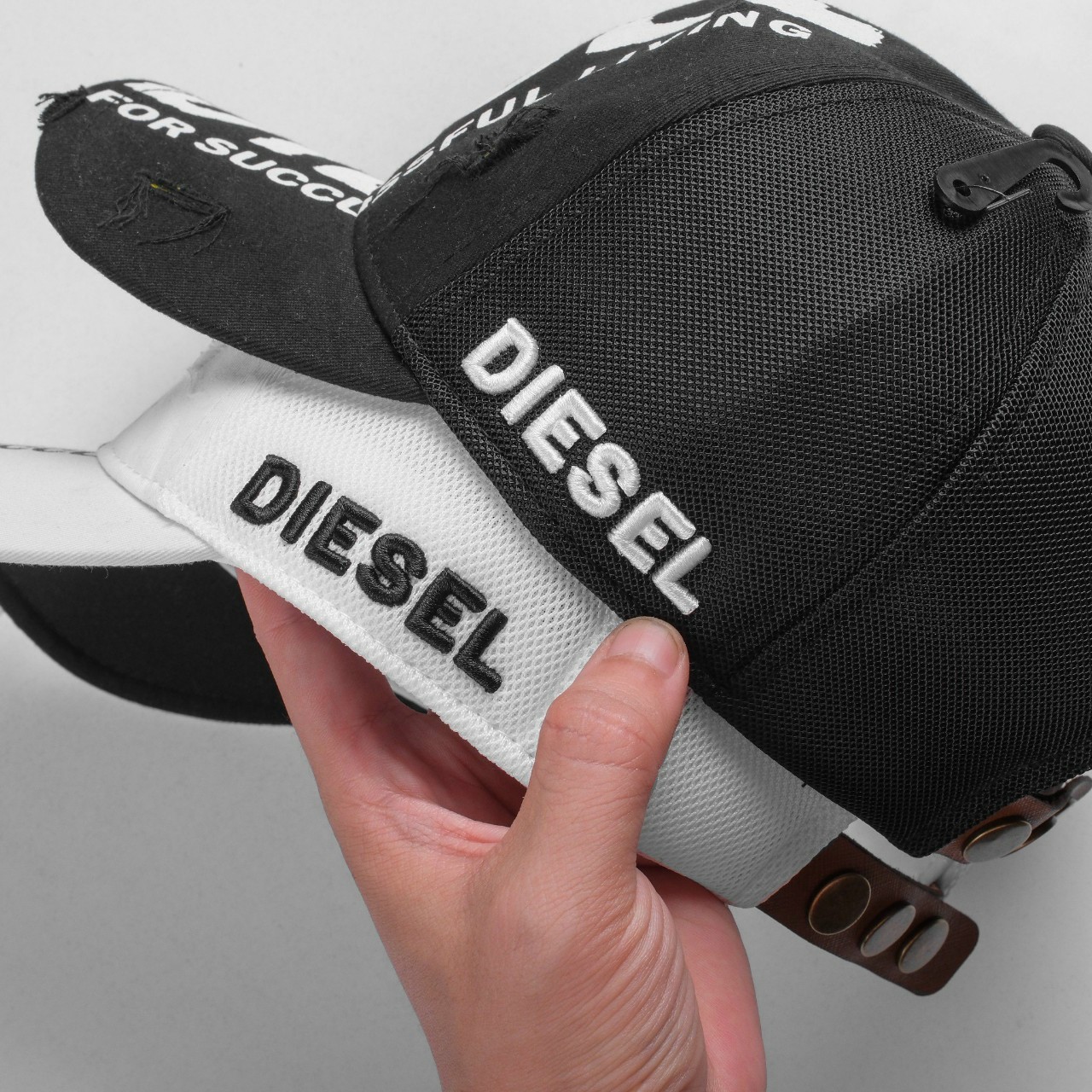 Mũ Lưỡi Trai Nam Nữ in LOGO DIESEL Cao cấp .