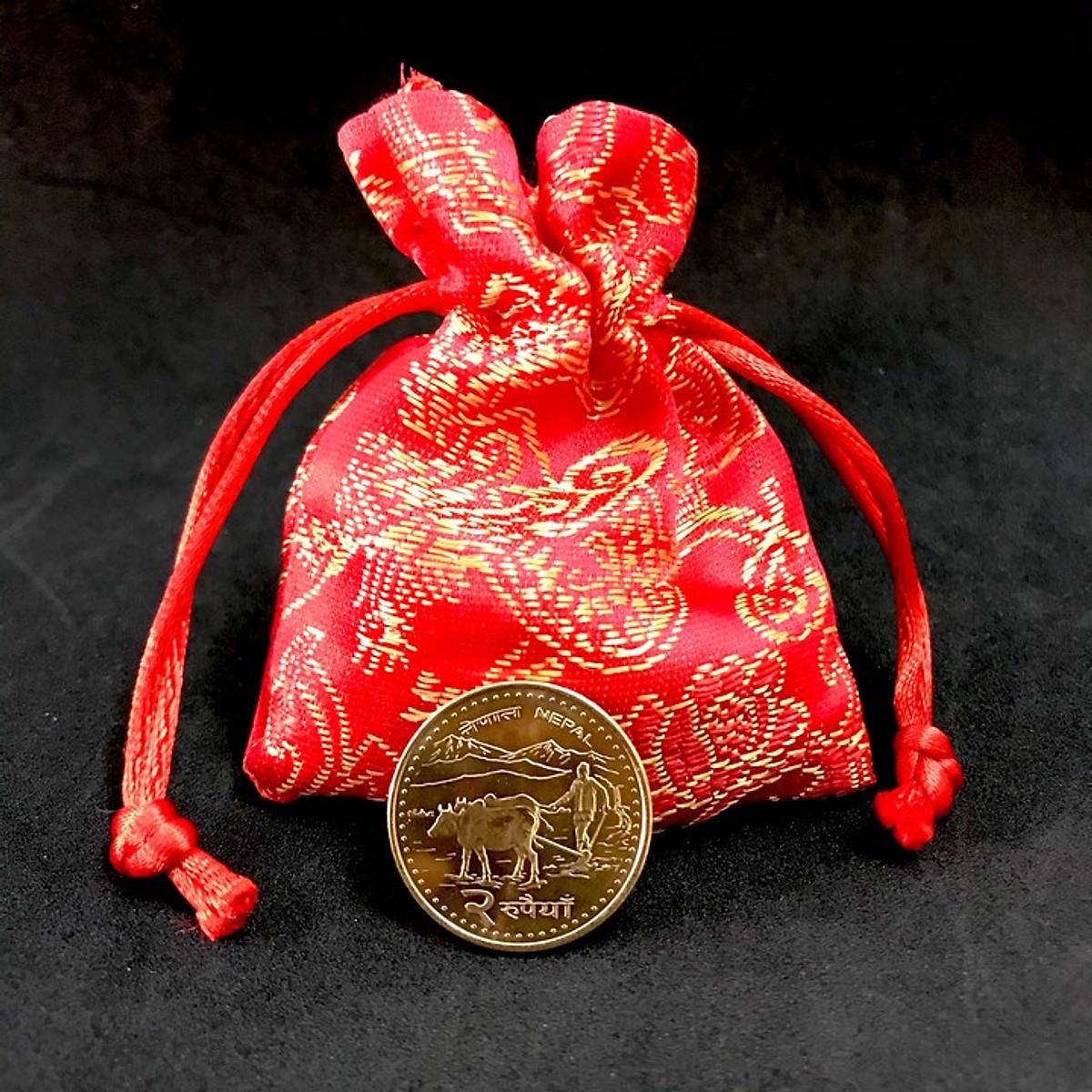 Xu con trâu ở nepal, tặng kèm túi gấm, dùng để xỏ lỗ đeo dây, trưng bày trên bàn sách, đem lại may mắn - ECOINS