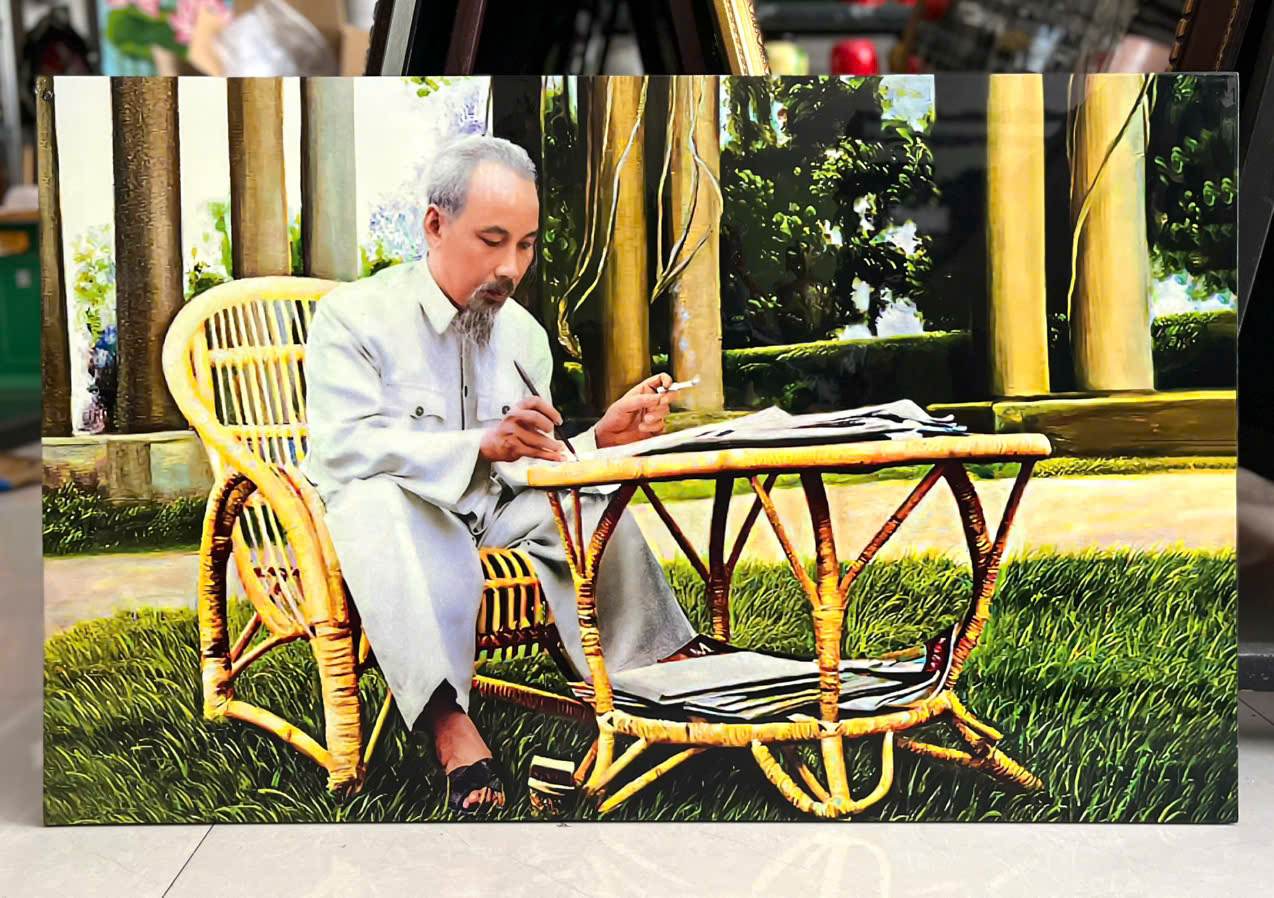 Tranh sơn mài Bác Hồ nhiều kích thước mẫu mã