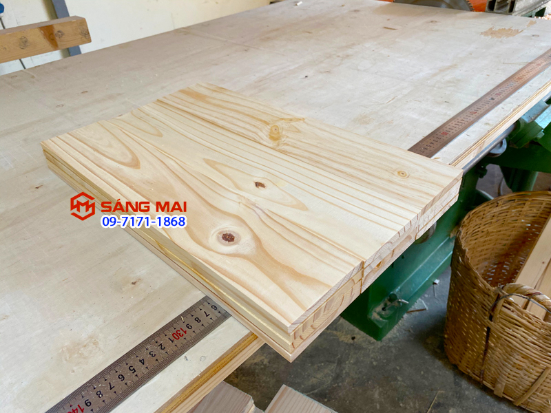 Tấm gỗ thông dày 1cm x mặt rộng 10cm x dài 50cm + láng mịn 4 mặt