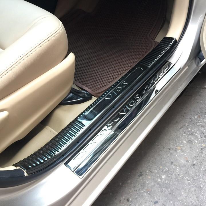 Combo ỐP BẬC CỐP VÀ BẬC CỬA xe Toyota Vios 2019 vân Titan