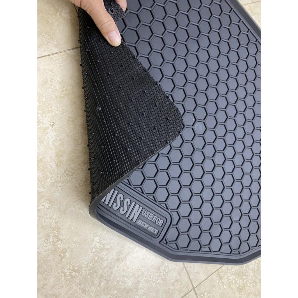 Thảm Lót Sàn Cao Su Cho Xe Kia Sonet 2022+ màu đen - hàng không mùi , cao su đúc, vừa form xe