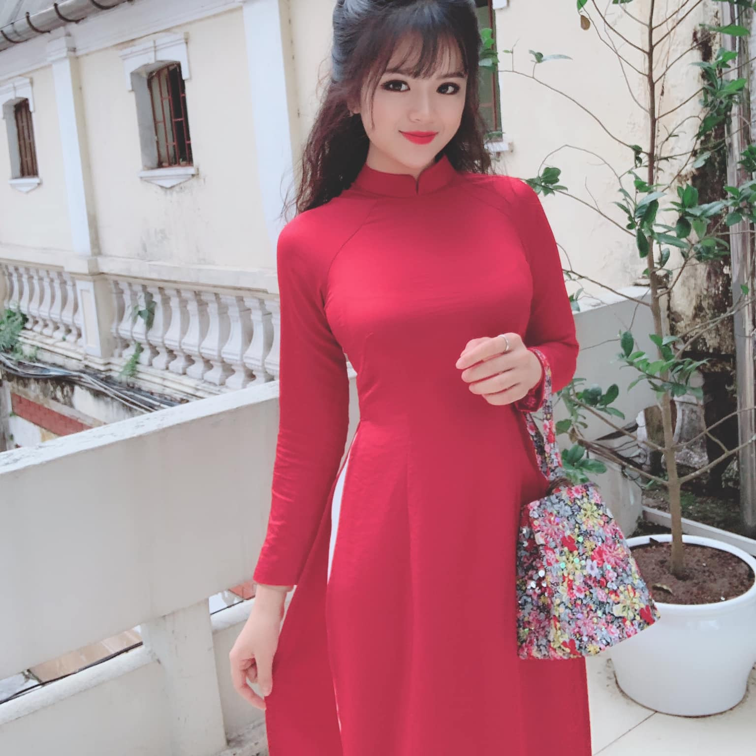 Áo Dài Truyền Thống Lụa Trơn Cao Cấp - Áo Đỏ + Quần Trắng