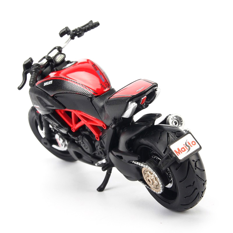 Đồ Chơi MAISTO Mô Hình Xe Mô Tô 1:12 Dòng Ducati Diavel Carbon 11023/MT31101