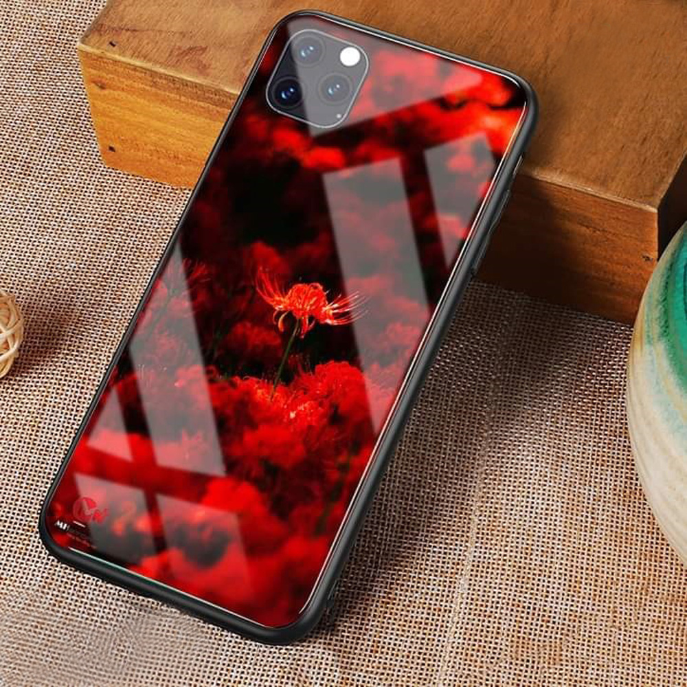 Ốp lưng iphone in 3D hoa bỉ ngạn mặt kính sáng bóng