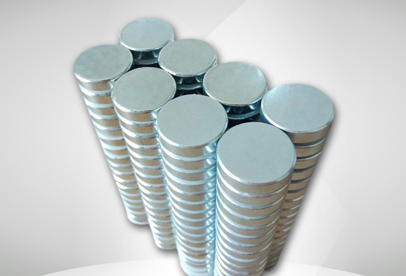 20 Viên Nam Châm Đất Hiếm Loại Tròn 20x3mm Mạ Kẽm Lực Từ N35 Cực Mạnh
