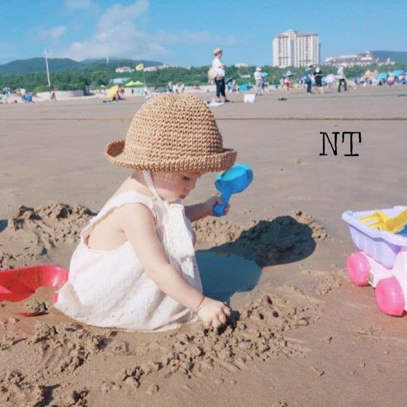 Mũ cói Ajuma cho bé/ nón cói cột nơ hàn quốc cho bé