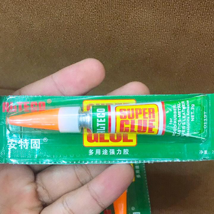 2 Keo dán siêu dính Super Glue