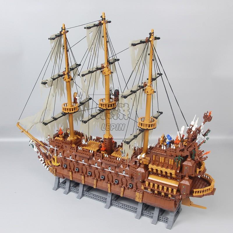 Đồ chơi Lắp Ráp Thuyền Cướp biển Tàu Hà Lan Bay Caribe 16016 - Lion King X19073 Movie Flying Dutchman - 3652 mảnh ghép