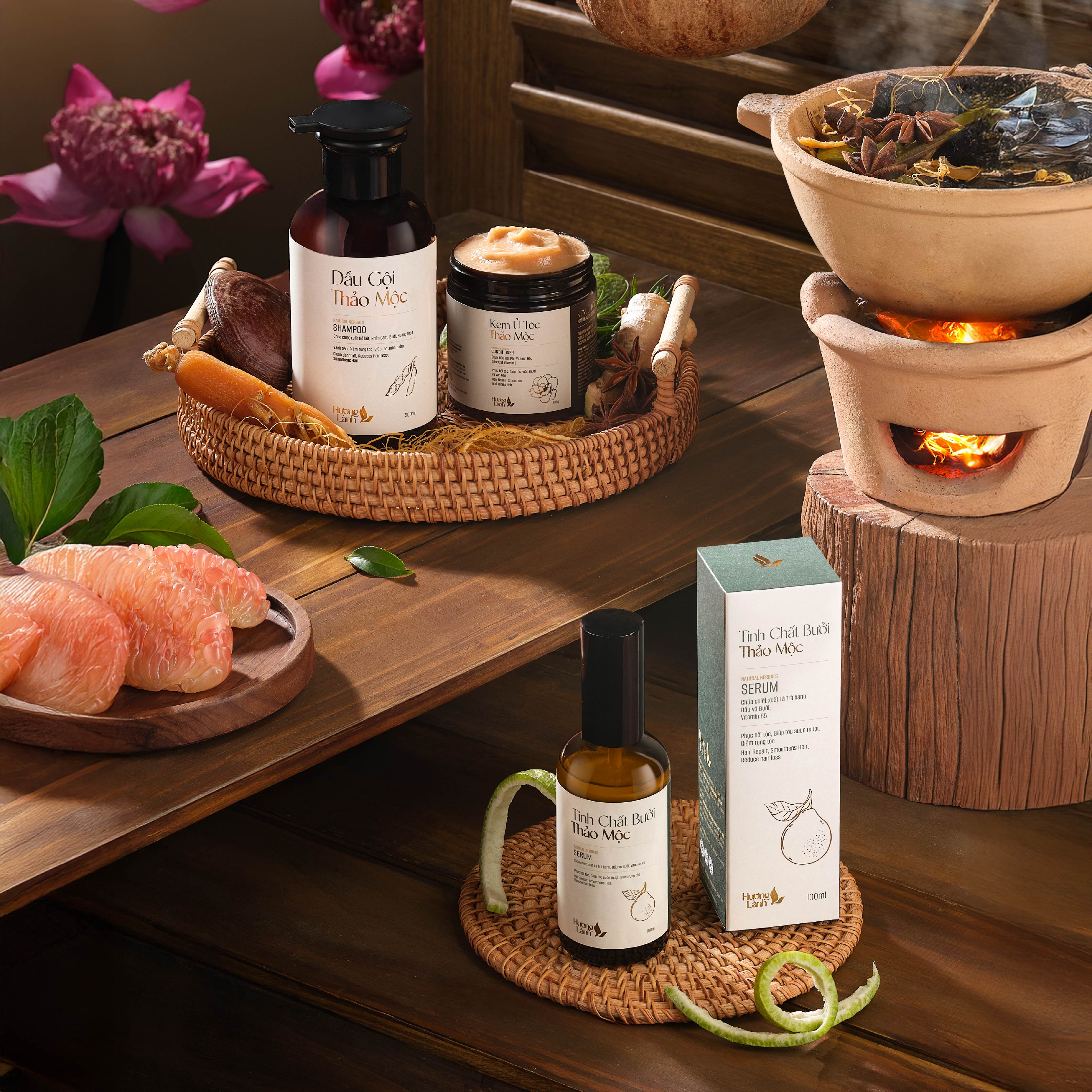 COMBO 3 sản phẩm DẦU GỘI thảo mộc + KEM Ủ TÓC thảo mộc + TINH CHẤT BƯỞI THẢO MỘC HƯƠNG LÀNH hỗ trợ mọc tóc, giảm gãy rụng hiệu quả, giúp tóc suôn mượt tự nhiên, nuôi dưỡng da đầu