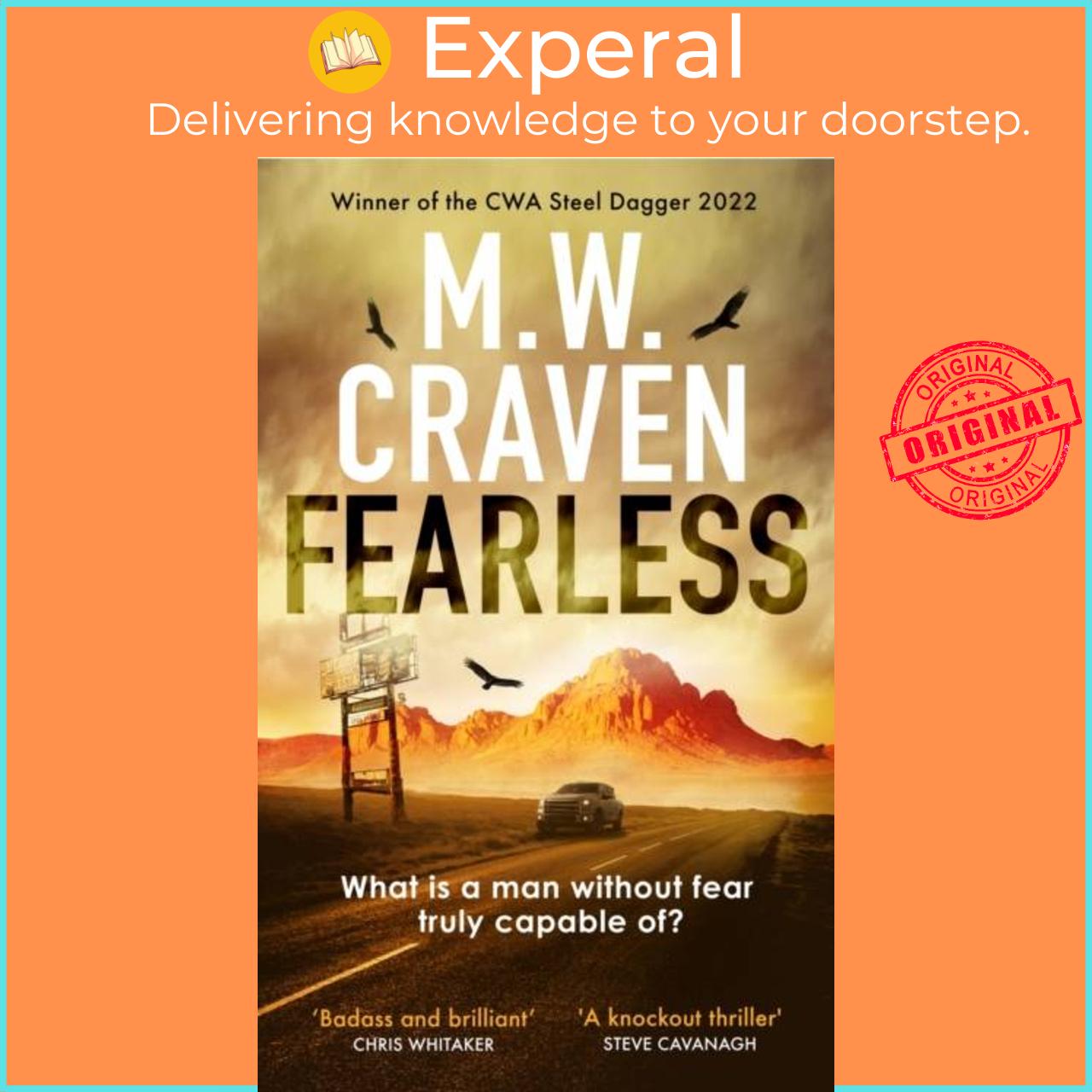Hình ảnh Sách - Fearless by M. W. Craven (UK edition, paperback)