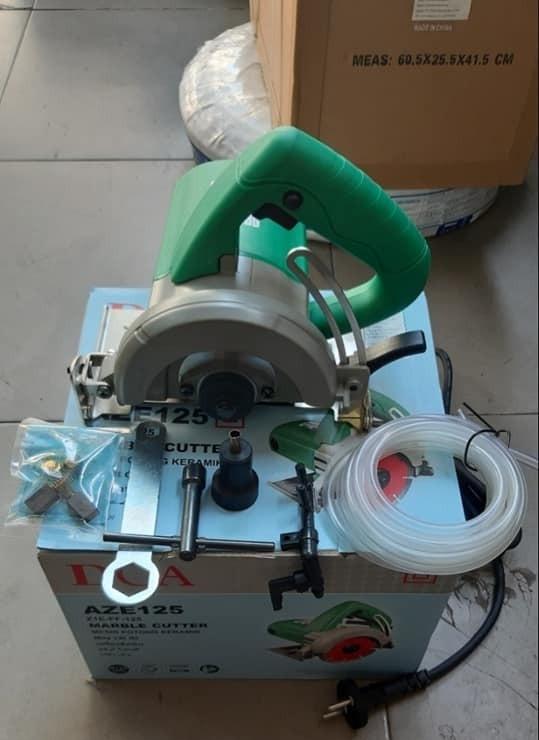 MÁY CẮT ĐÁ 125MM 1600 W DCA AZE125 - HÀNG CHÍNH HÃNG