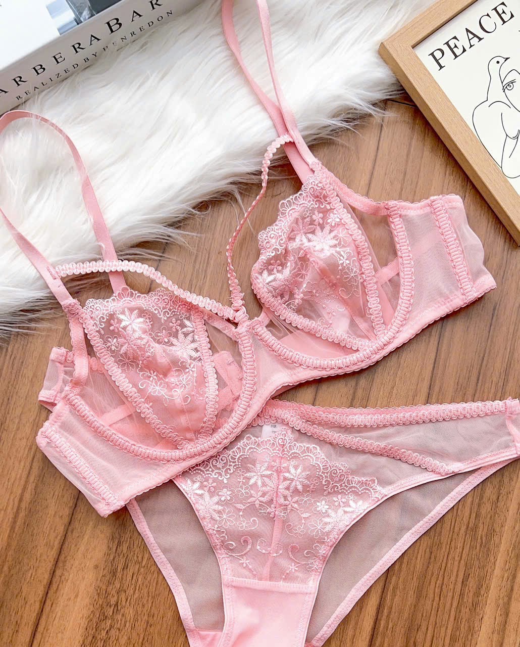 Bộ Đồ Lót Nữ Xinh Xắn - B.Lingerie