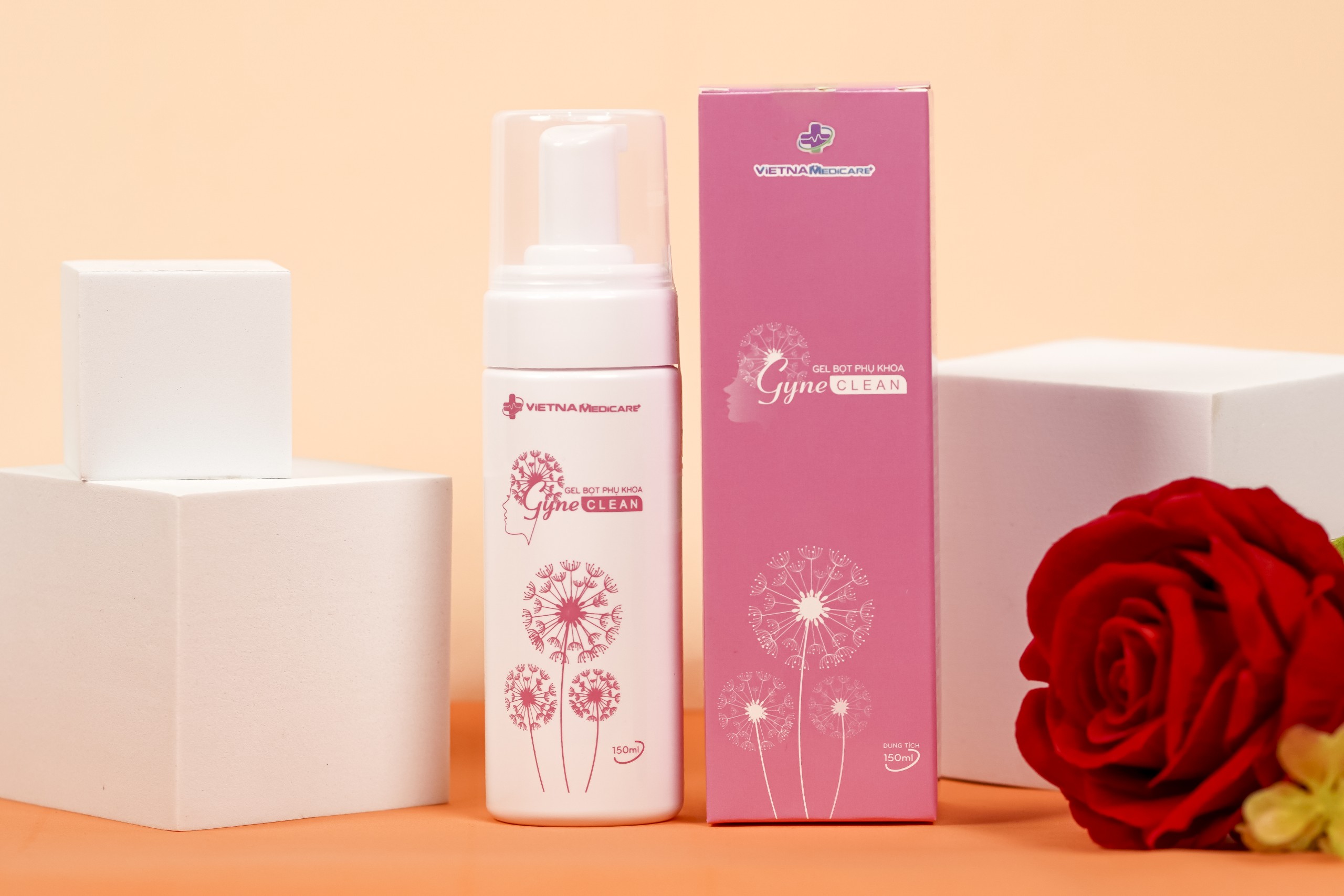 Bọt phụ khoa Việt Nam Medicare-GEL BỌT PHỤ KHOA Gyne CLEAN