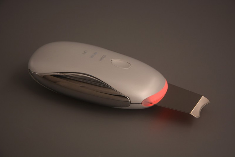 Máy sủi da rửa mặt tẩy tế bào chết facial cleaner 4