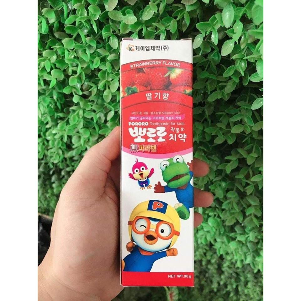 Kem đánh răng Pororo hương dâu 90g tặng kèm móc khoá