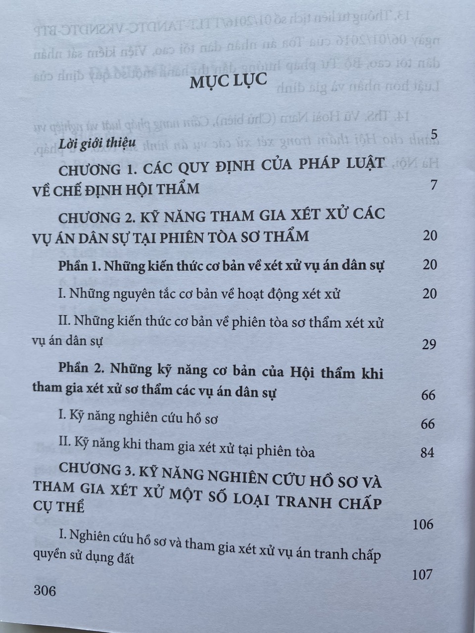 Cẩm Nang Pháp Luật Và Nghiệp Vụ Dành Cho Hội Thẩm Trong Xét Xử Các Vụ Án Dân Sự