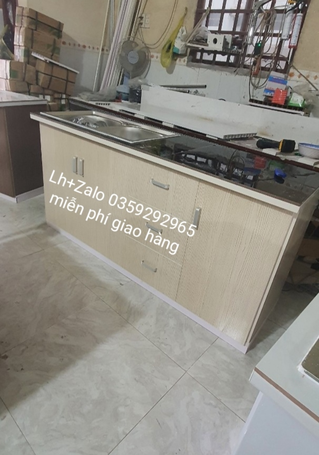 Tủ bếp nhựa đài Loan mặt gạch có chậu rửa