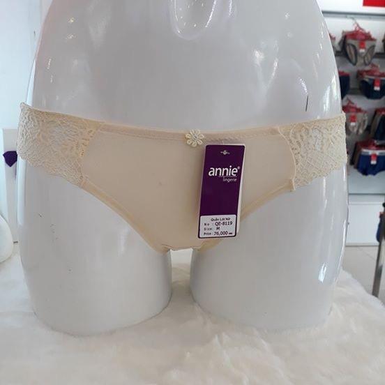 Quần lót phối ren hông điệu đà annie QE 8119 được thiết kế với kiểu dáng thời trang, cuốn hút, form ôm vừa vặn kết hợp c