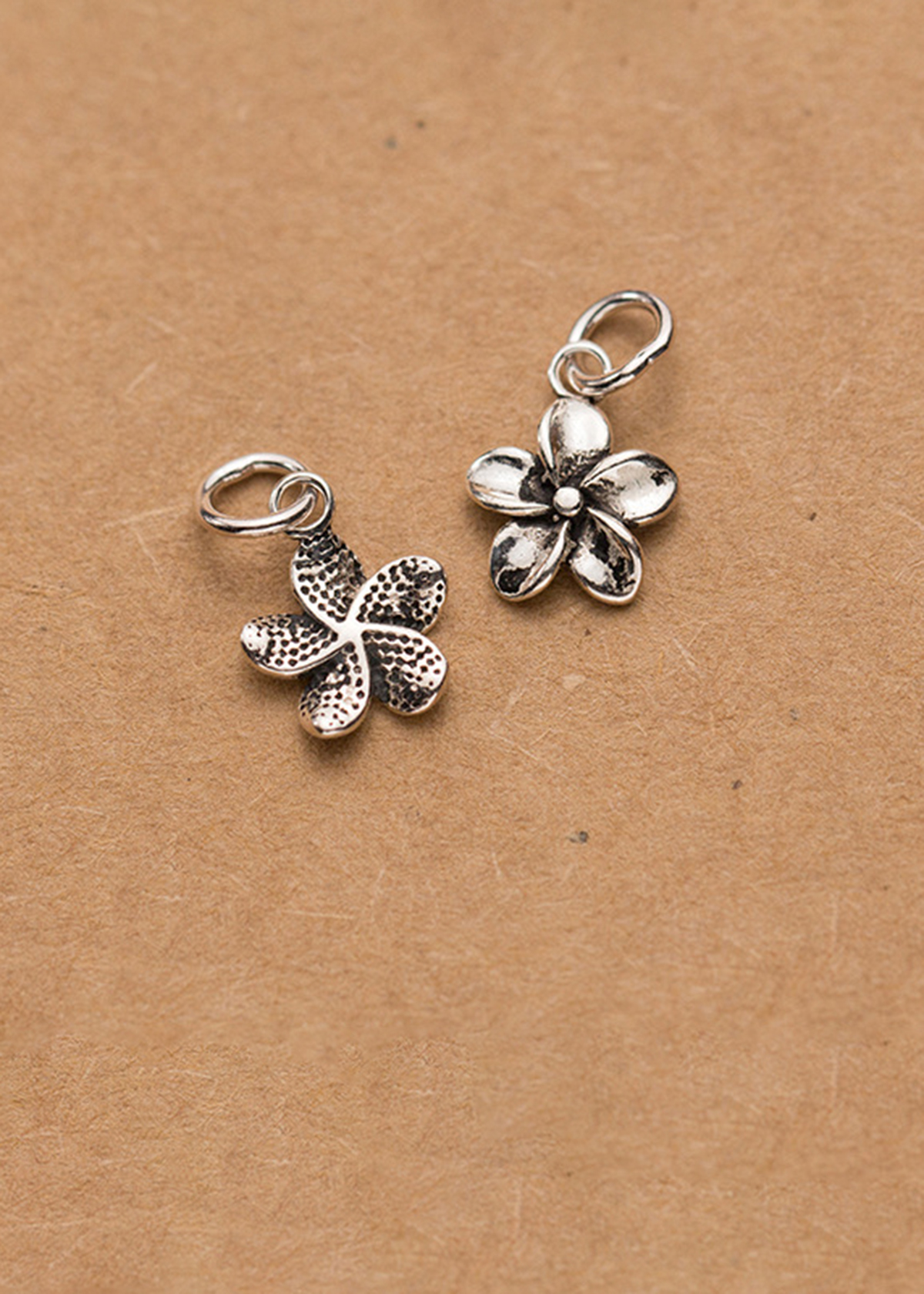Combo 2 cái charm bạc hình hoa năm cánh treo - Ngọc Quý Gemstones