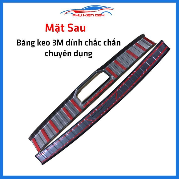 Ốp chống trầy cốp Rush 2019-2020-2021 thép không gỉ vân Titan chống trầy bảo vệ xe