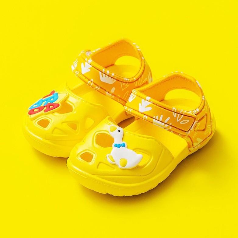Freeship Dép quai hậu cho bé, sandal Cheerful Mario 9301 siêu nhẹ để chống trơn trượt