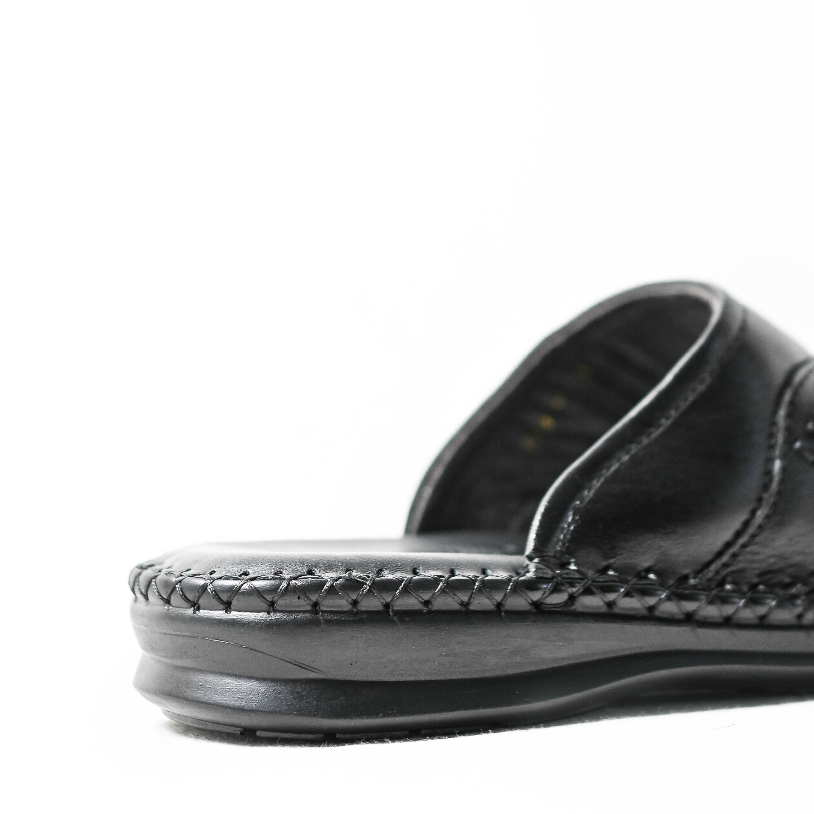 Dép da nam quai ngang