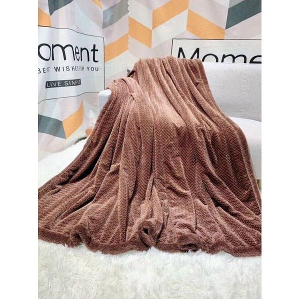 CHĂN LÔNG THỎ 2,5KG HỌA TIẾT MỚI