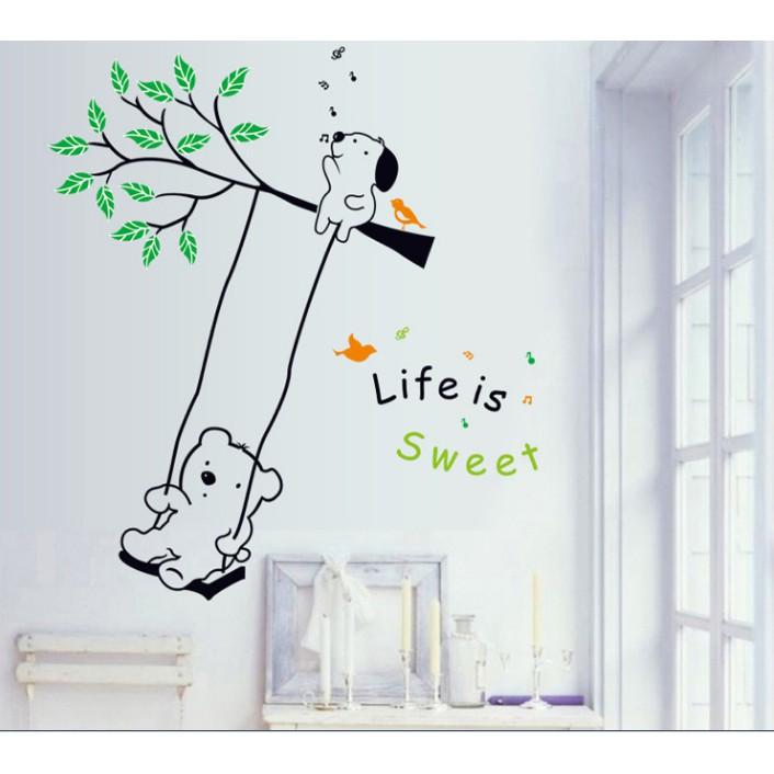 Decal trang trí tường Gấu chơi xích đu trên nhánh cây Life is Sweet