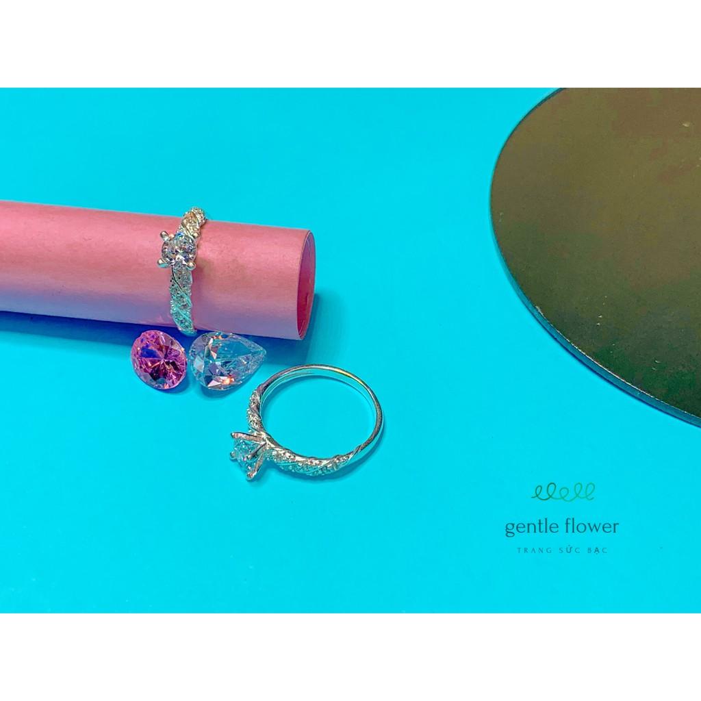 Nhẫn bạc ta nữ đính đá chấu viền thiết kế sang trọng Gentle Flower