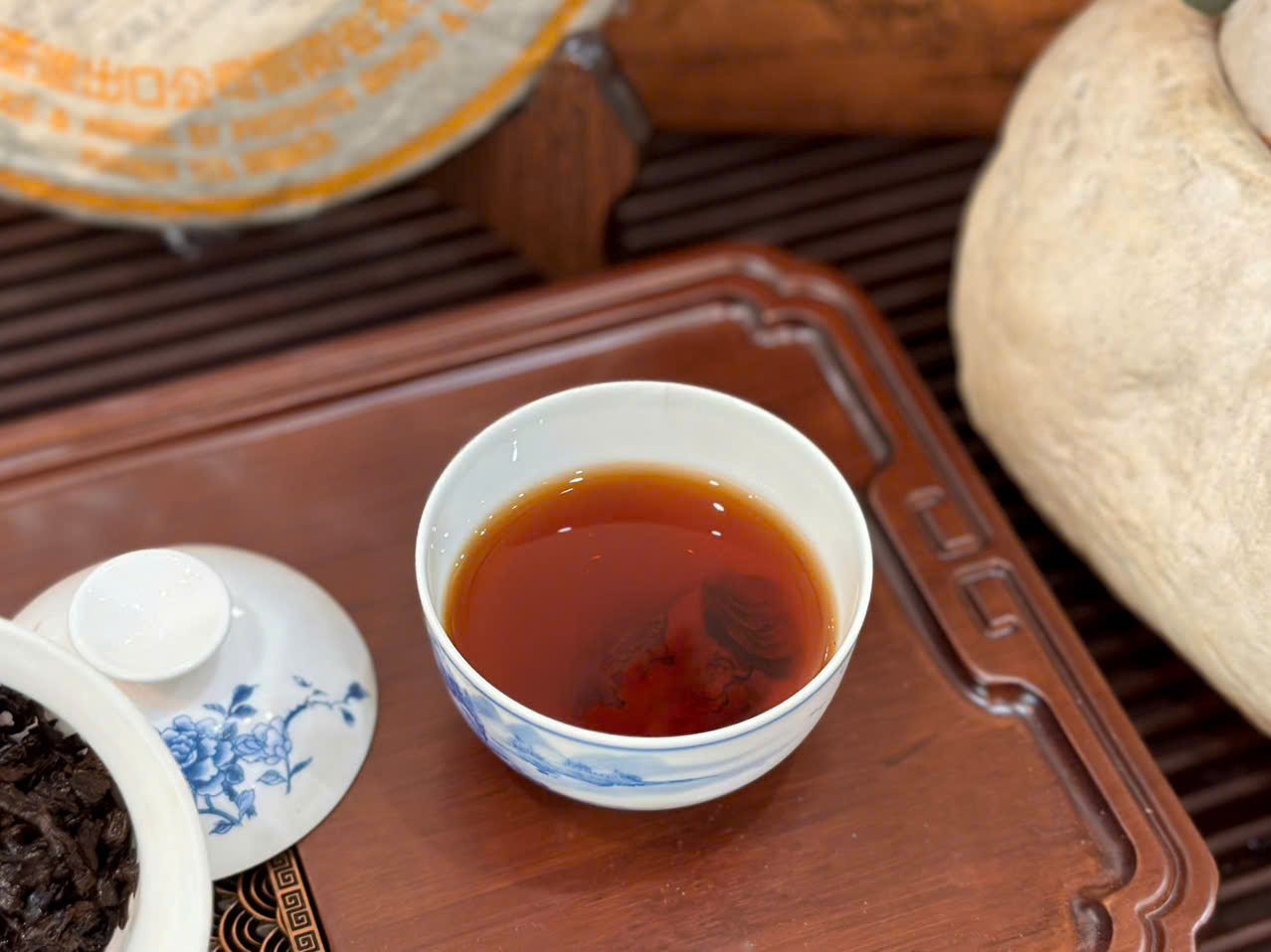 BÁNH TRÀ PHỔ NHĨ CHÍN "THẤT TỬ VÂN NAM" - TRÀ NGON LÂU NĂM