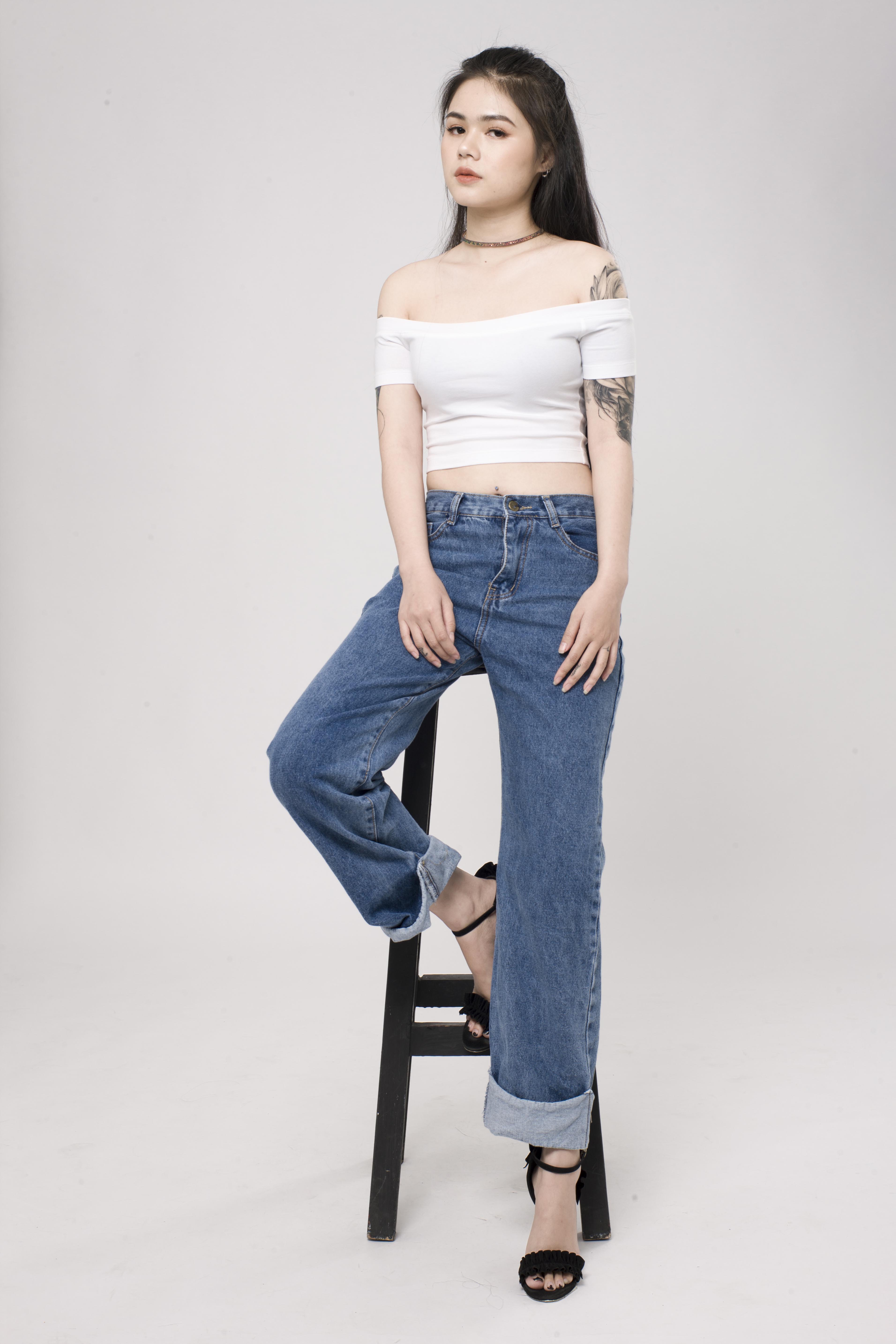 Croptop Bẹt Vai - Út Bén
