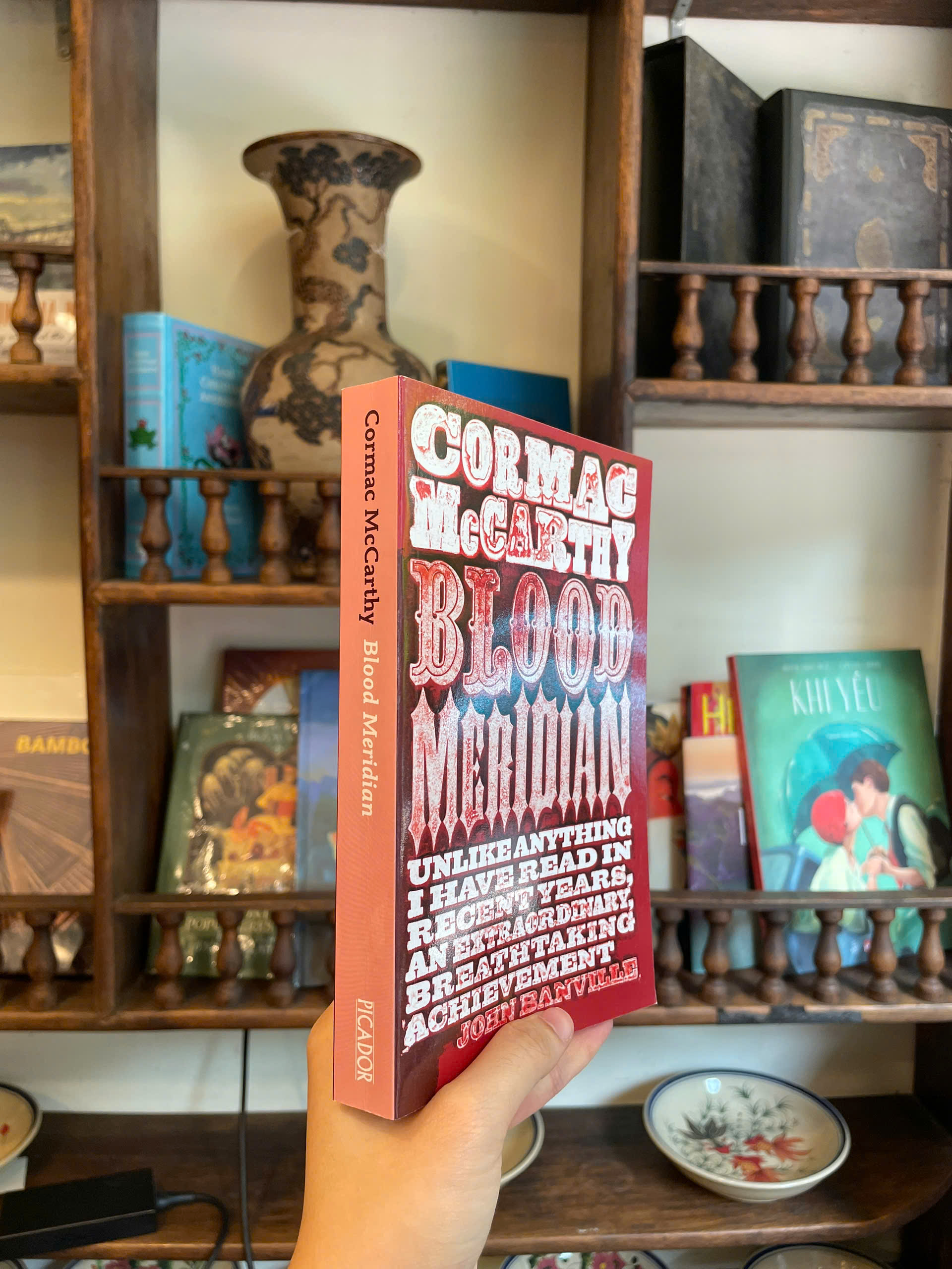 Sách - Blood Meridian by Cormac McCarthy/ Tiểu thuyết tiếng Anh/ Fiction/ English