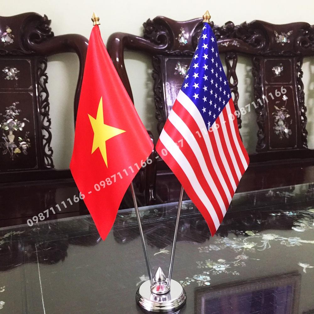 Cờ Để Bàn Đế Thép Loại cắm 2 cờ Việt Nam - Mỹ