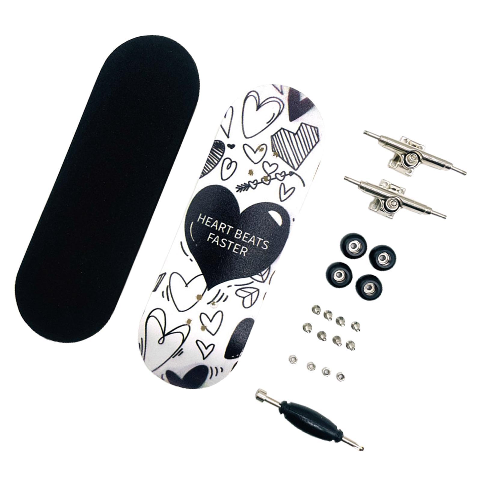 Novelty Finger Skateboard Favors for Kids Toddlers Boys Girls Gifts