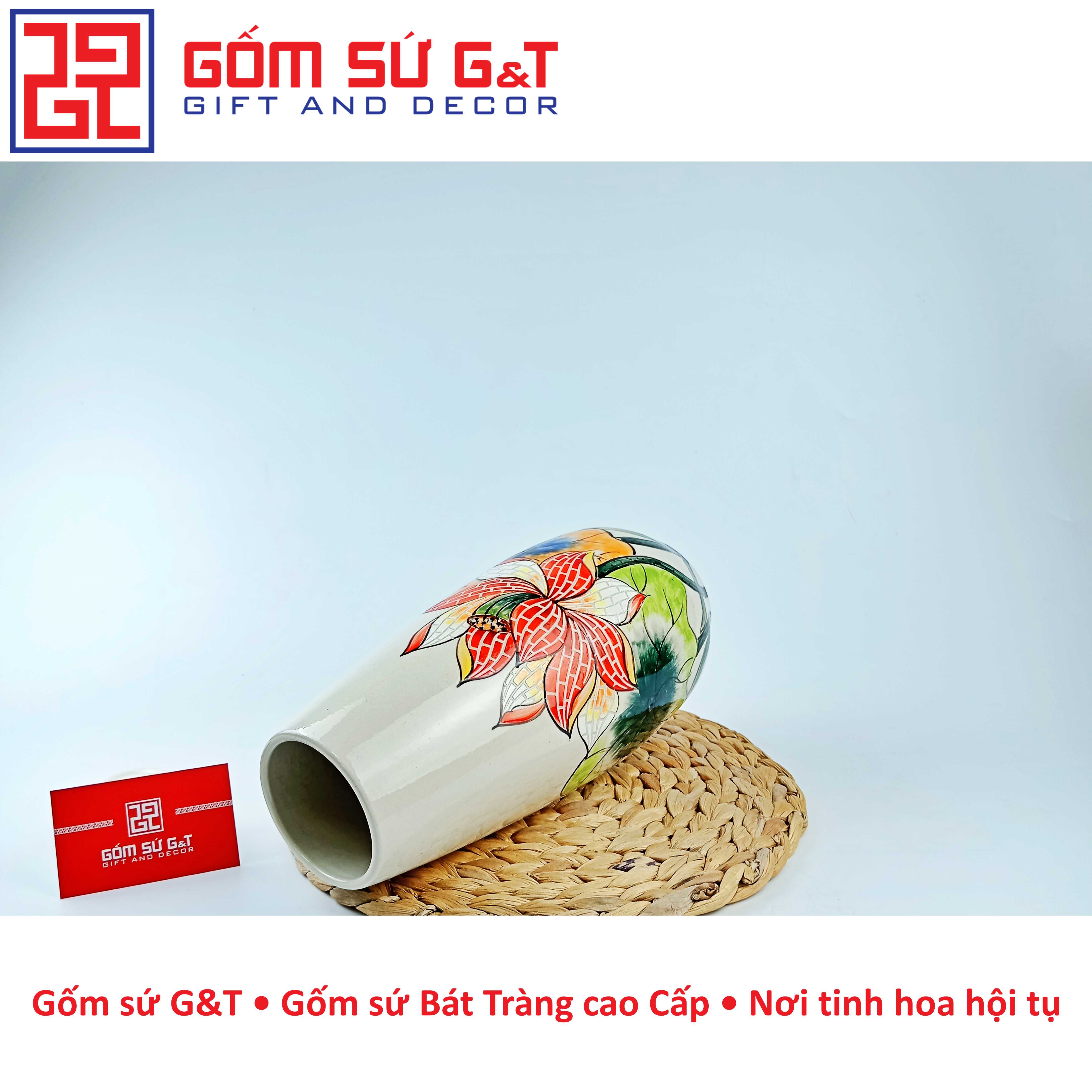 Lọ hoa trang trí dáng bom khắc sen hồng Gốm Sứ G&amp;T