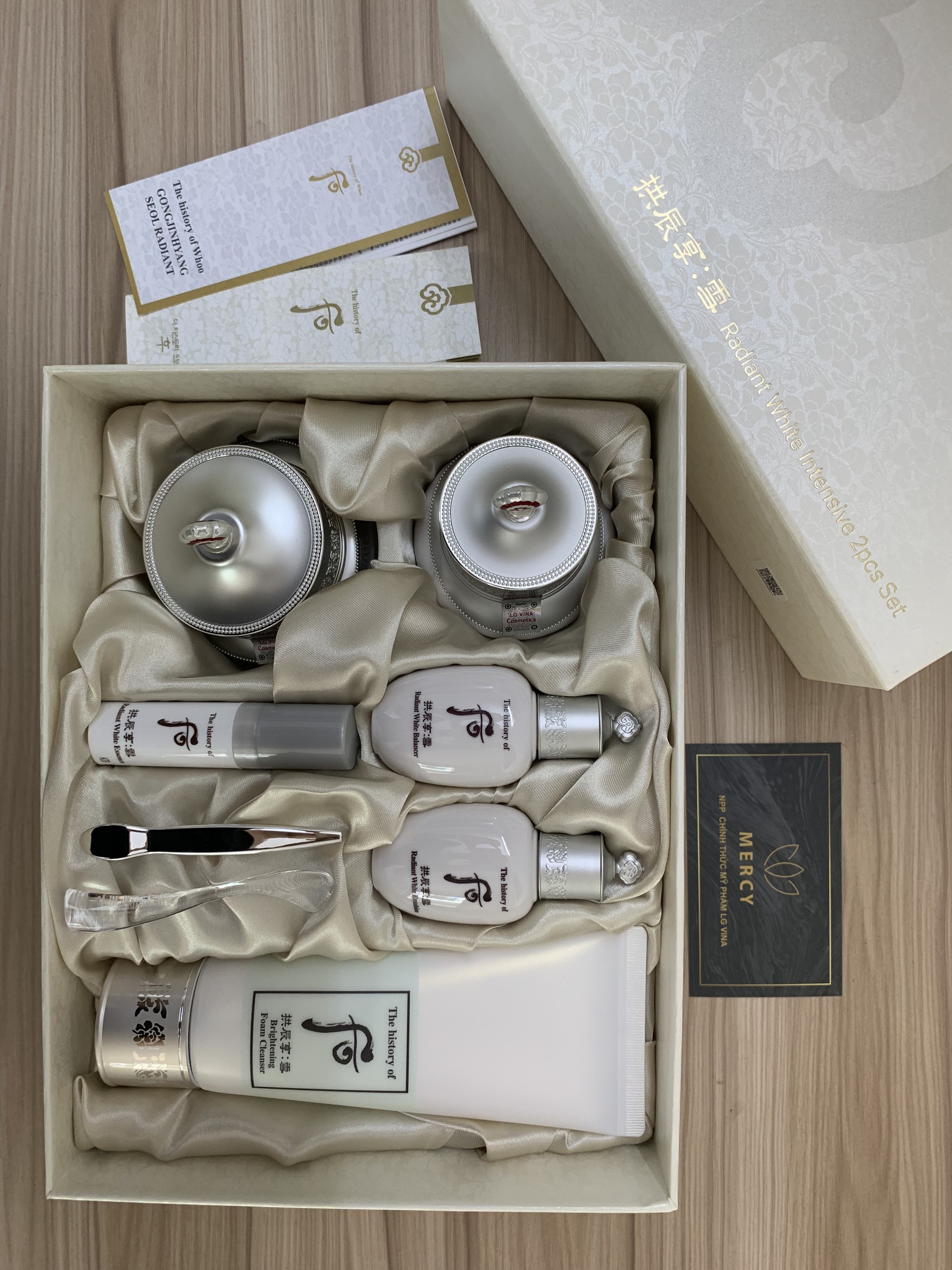 Bộ cao hỗ trợ điều trị nám WHOO GJH SEOL RADIANT WHITE 2PCS SET