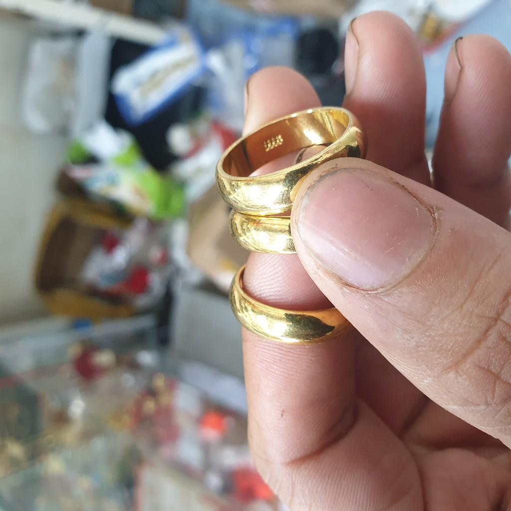 Nhẫn trơn dạng khâu vàng titanium cao cấp- Dùng tắm rửa thoải mái không đen