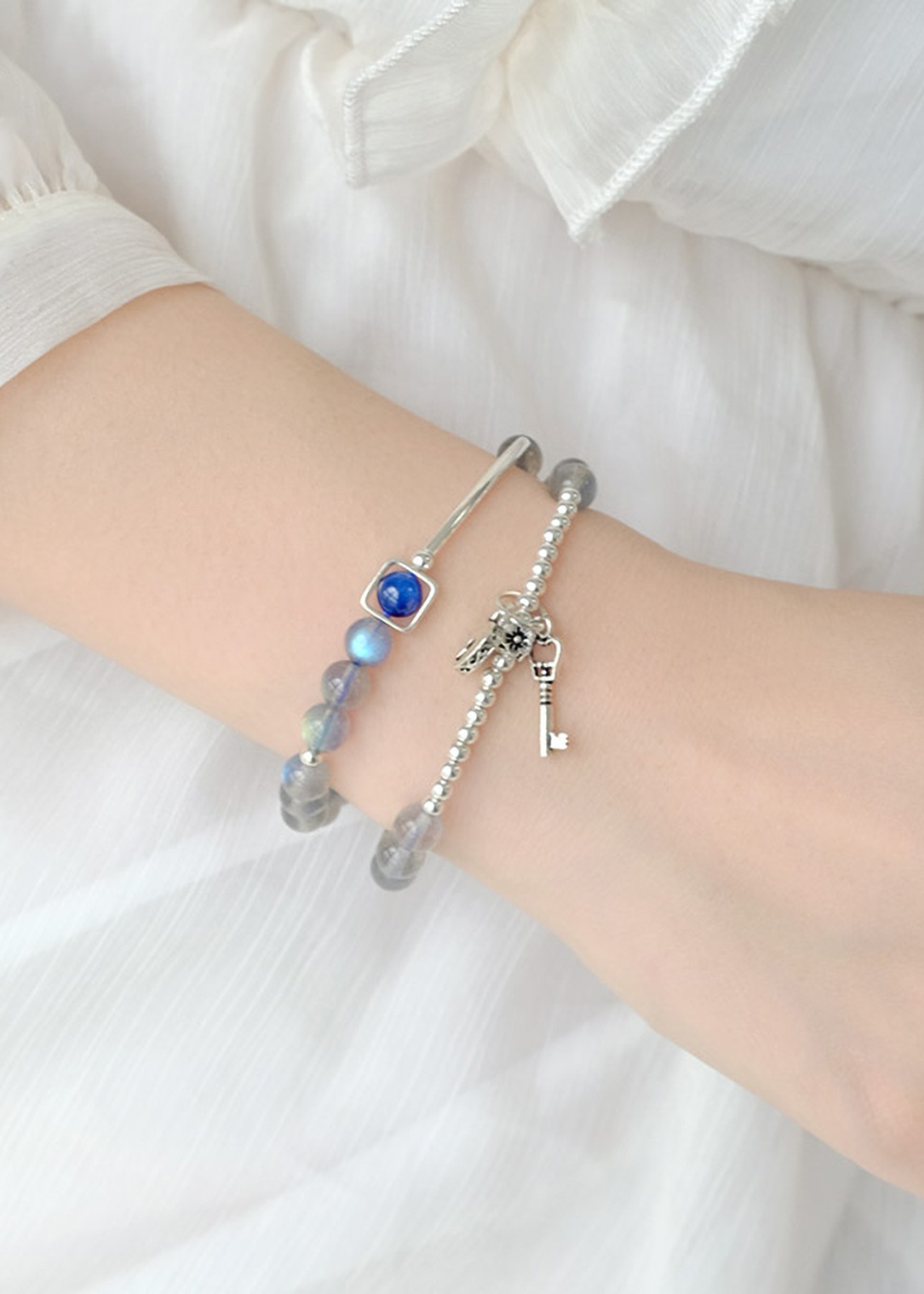 Vòng 2 line đá xà cừ ánh xanh phối charm khóa mệnh thủy, kim - Ngọc Quý Gemstones