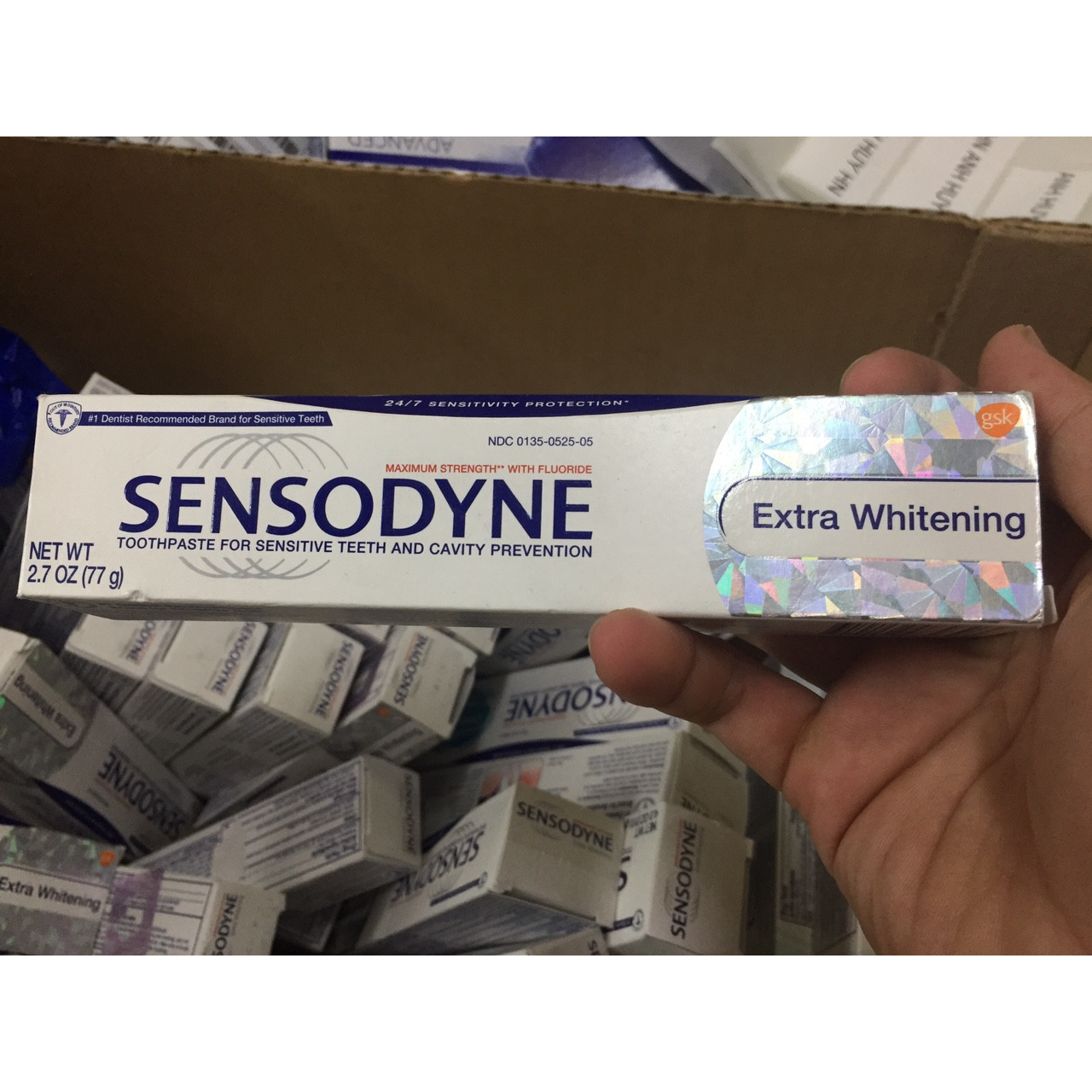 Kem đánh răng Sensodyne Extra Whitening Toothpaste 77g hàng nhập mỹ