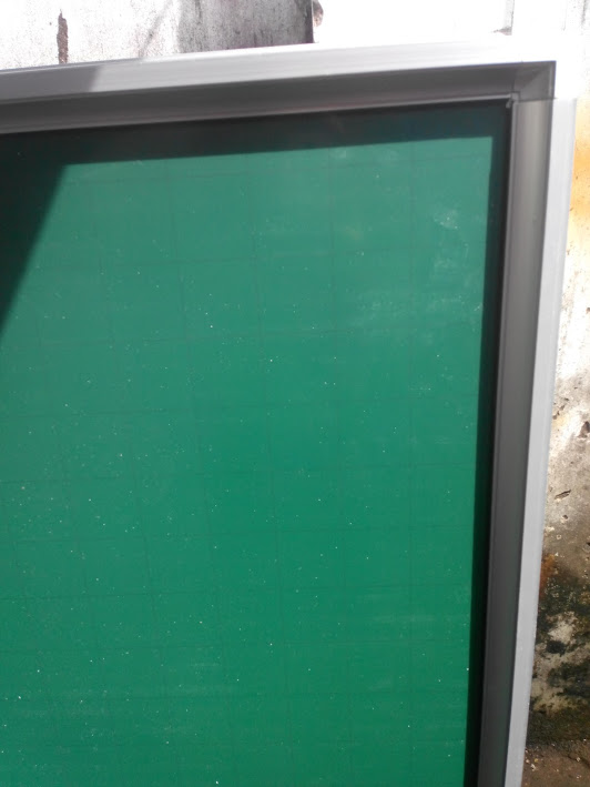 Bảng từ xanh Hàn Quốc treo tường, viết phấn có dòng kẻ 5x5cm-Kích thước 0.8m*1.2m