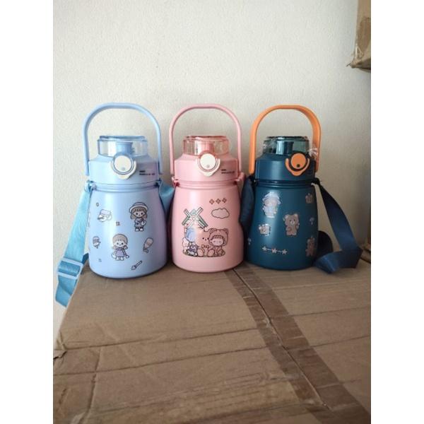 Bình giữ nhiệt 850 ml có ống hút tiện lợi tặng kèm sticker 2d xinh cute