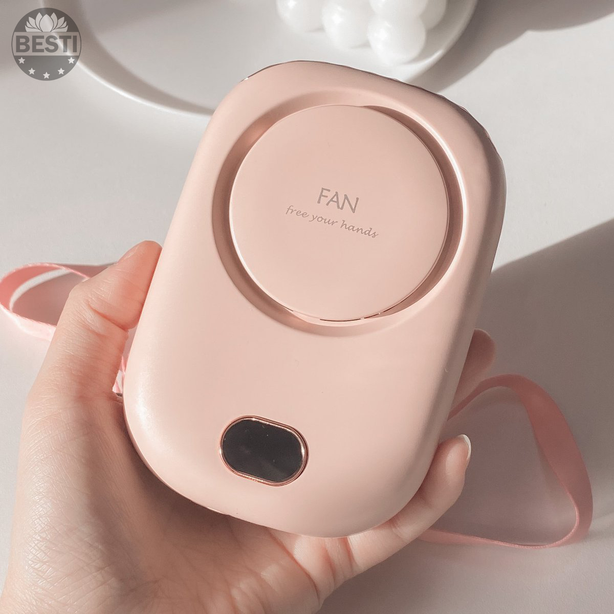 Quạt Mini Tích Điện Đeo Cổ Thời Trang Besti Y01, 3 Tốc Độ Gió Siêu Mát, Chạy Siêu Êm, Dung Lượng Pin 2000mAh, Phù Hợp Khi Chạy Bộ, Đi Du Lịch , Văn Phòng, Đi Chơi- Hàng Chính Hãng