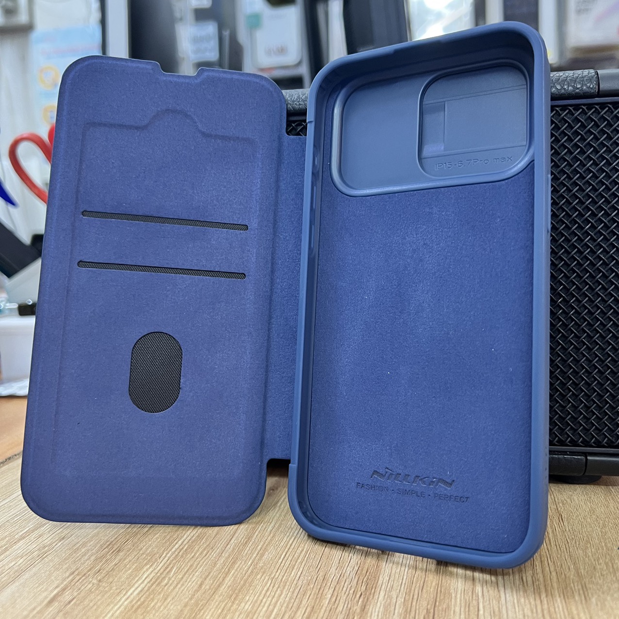 Bao da Nillkin Qin dành cho iPhone 15 Pro/ 15 Pro Max - hàng chính hãng