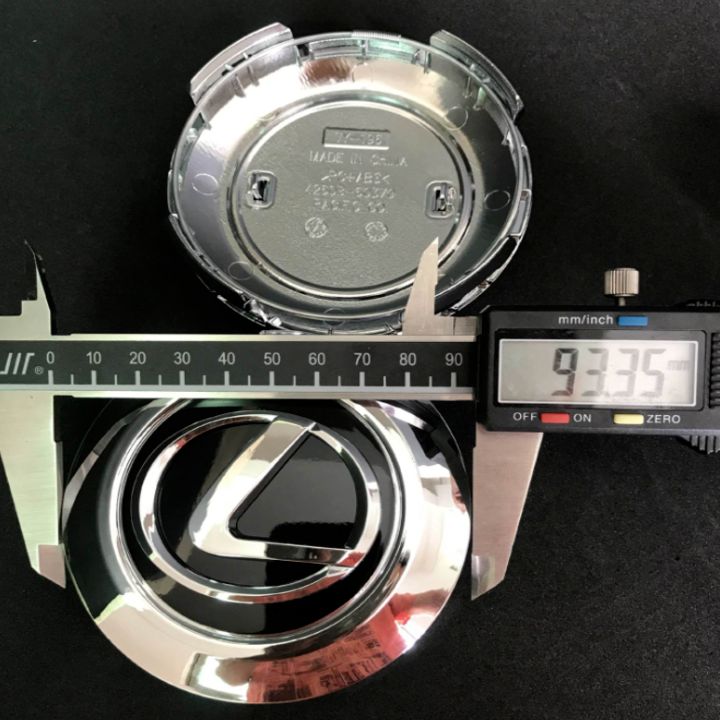 Logo chụp mâm, ốp lazang bánh sau xe ô tô Lexus 470 - Đường kính 9.5cm
