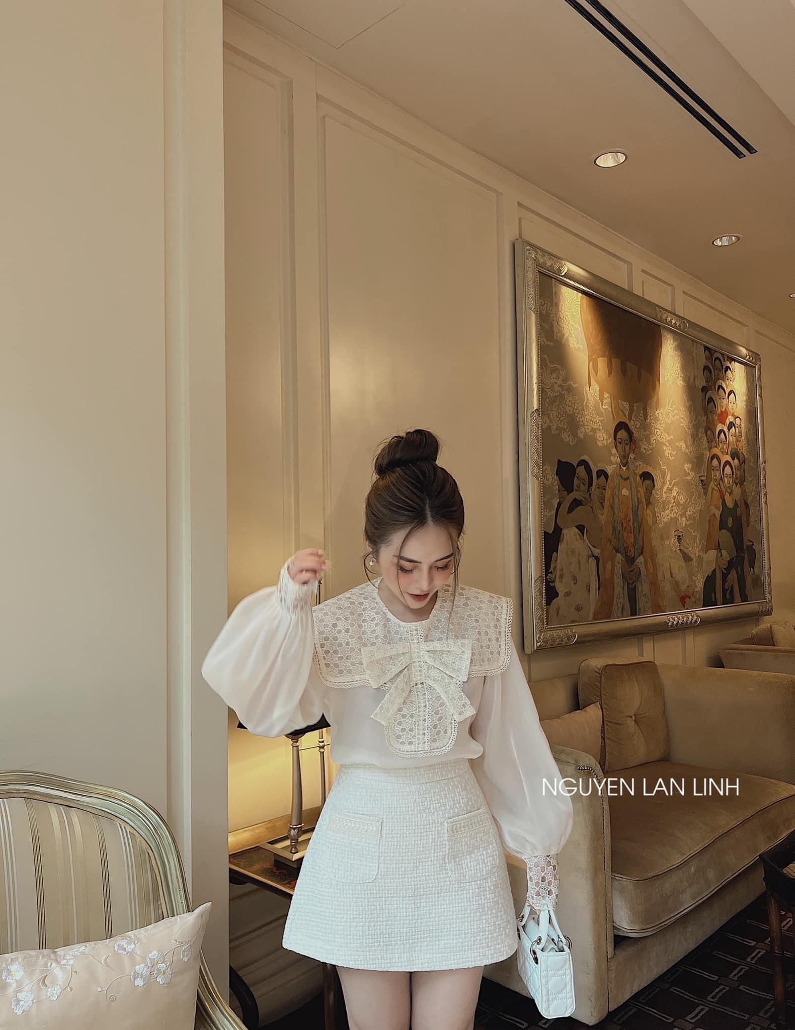 Set áo voan phối ren nơ ngực kèm chân váy chữ a