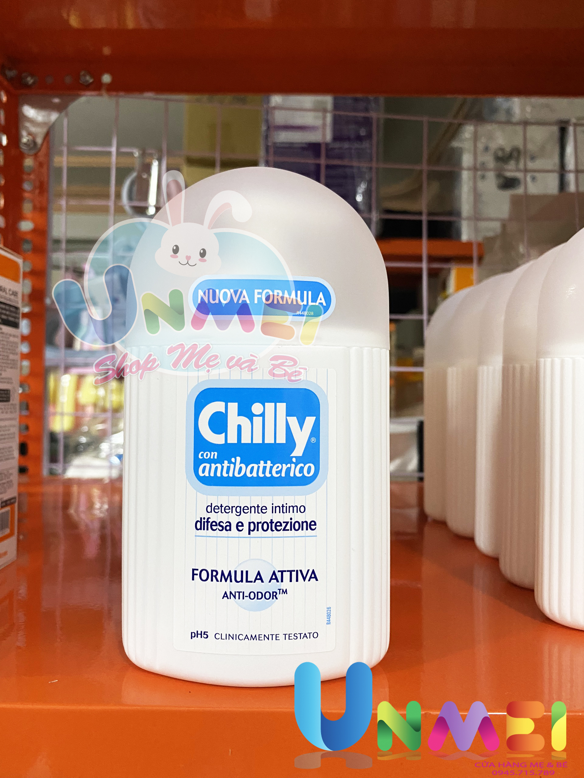 Dung dịch vệ sinh phụ nữ Chilly Gel - Se se lạnh, bùng tươi mát - số 1 tại Italy - 200mlchai - Xanh dương